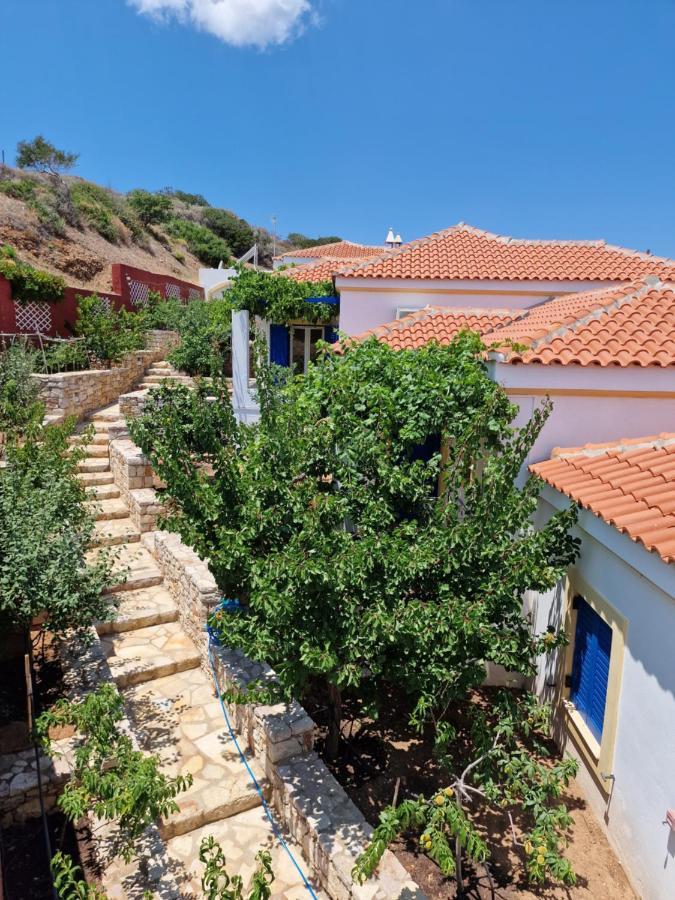 Stella'S Houses Aparthotel Agia Pelagia  Exterior photo